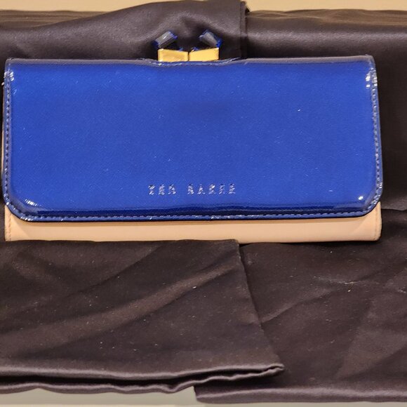 Excellent  Ted Baker Patent Navy Blue wallet with Crystal Matinee wallet - Picture 2 of 11